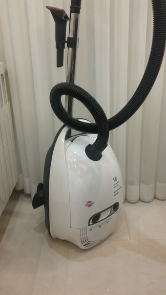 جارو برقی پارس خزر مدل vc-2200 رنگ سفید کروم