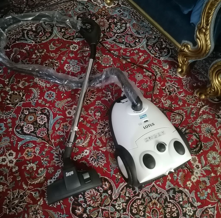 جارو برقی پارس خزر مدل لوتوس رنگ سفید